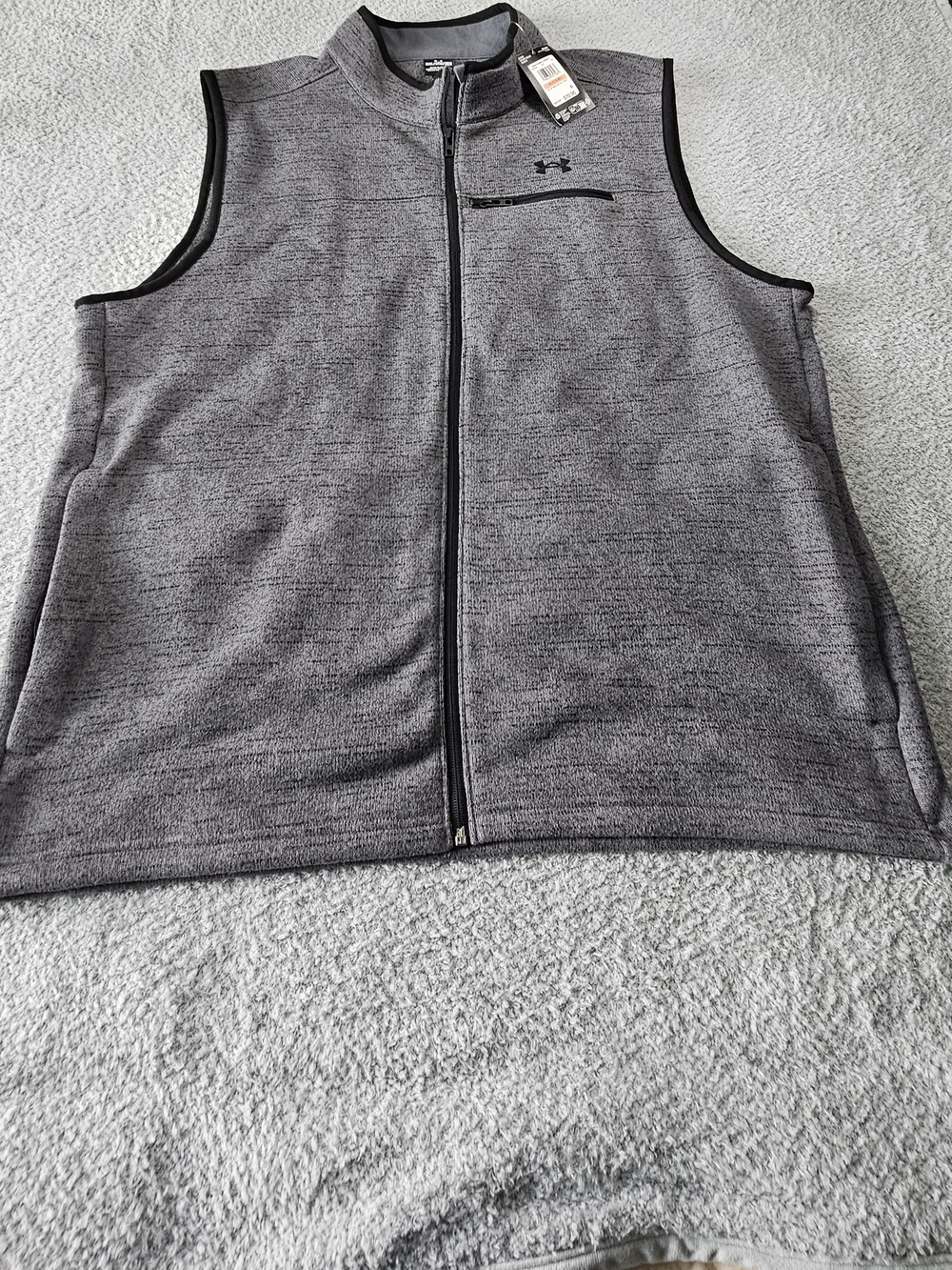 Under Armour Men's Grey Heather Full-Zip Sleeveless Vest NWT